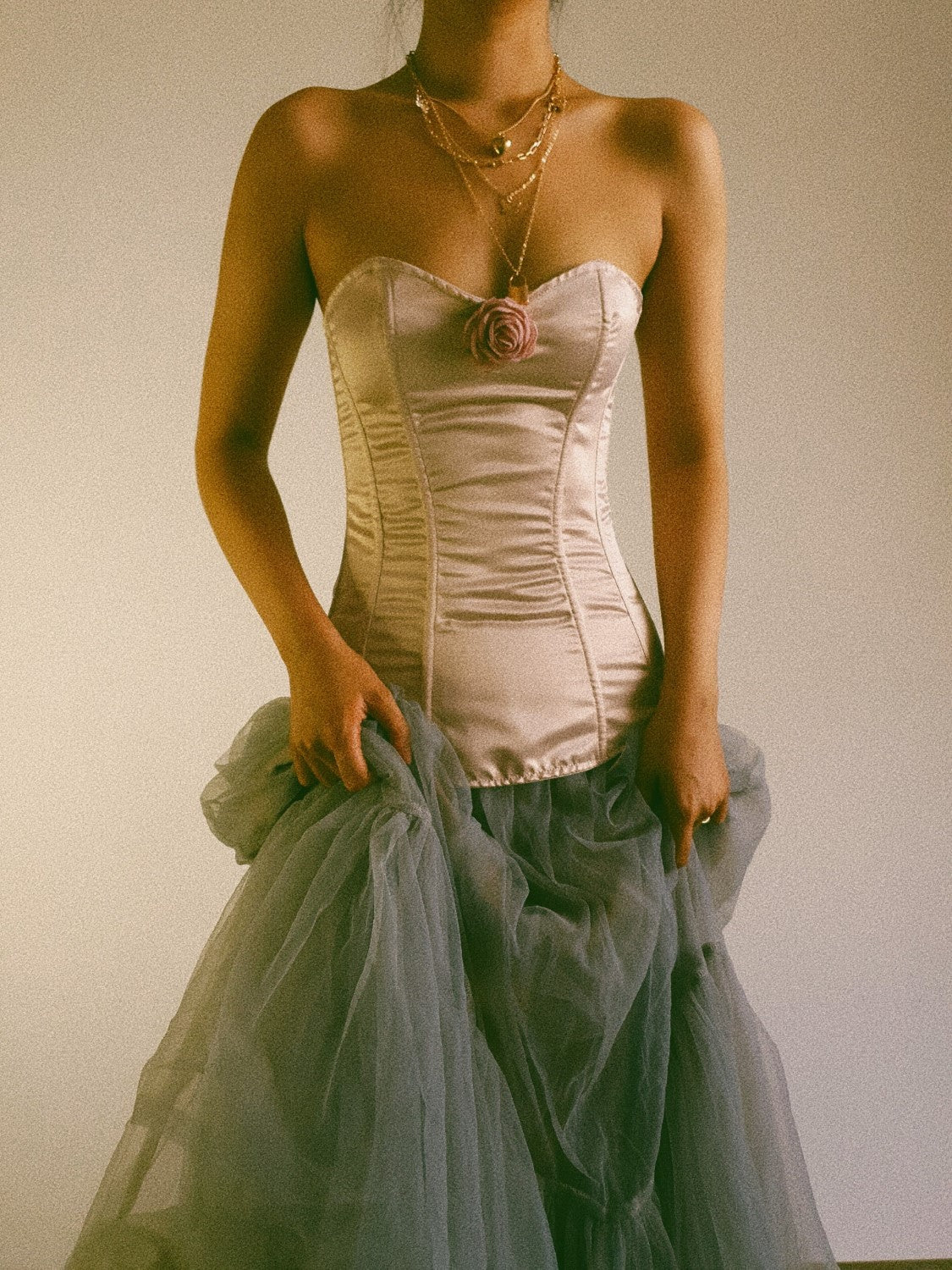 Larasati - Beige Silk Dusty Pink Peony Corset